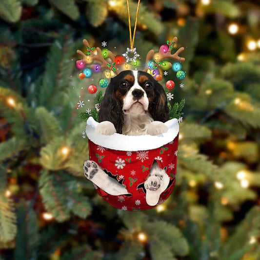 Cavalier King Charles In Snow Pocket Christmas Ornament SP039